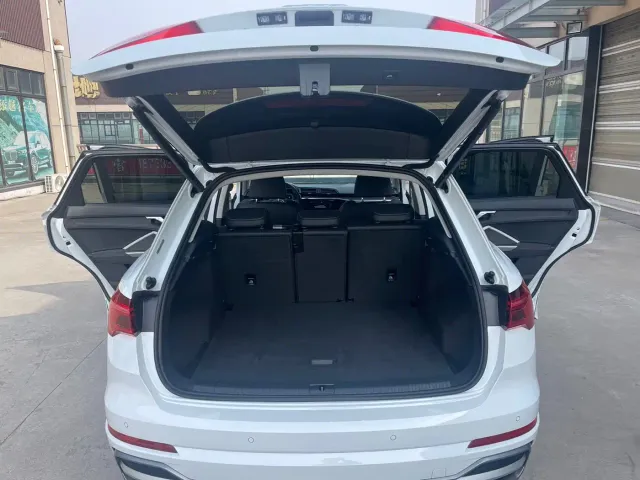 Audi Q3 — Фото автомобиля 14