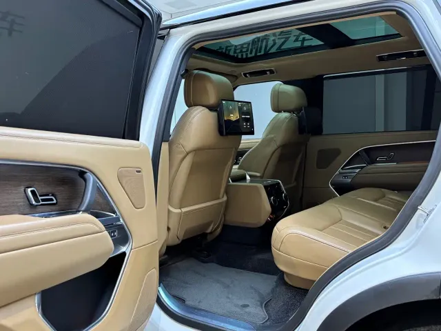 Land Rover Range Rover — Фото автомобиля 12