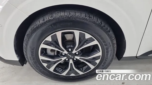 Kia Canival Carnival 4 поколение Бензин 9 мест Signature — Фото автомобиля 5