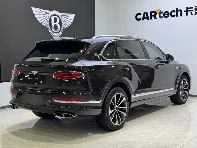 Bentley Bentayga — Фото автомобиля 5