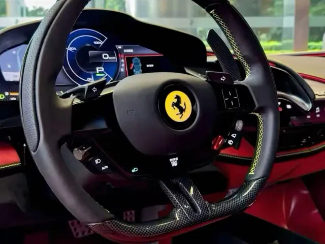 Ferrari SF90 — Фото автомобиля 7