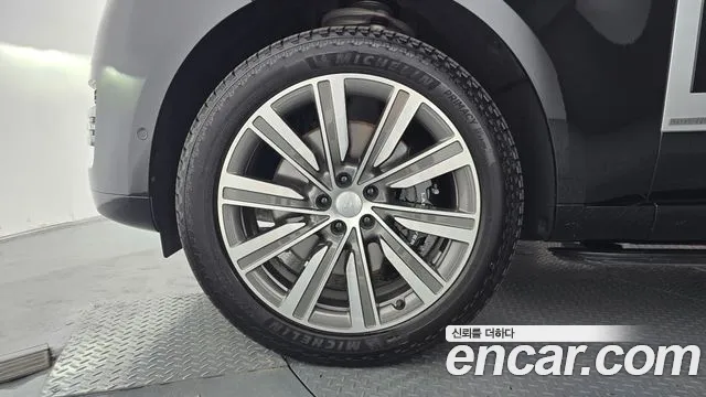 Land Rover Range Rover — Фото автомобиля 4