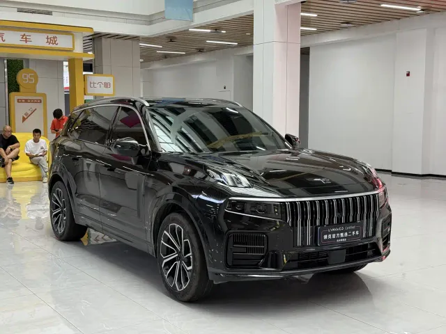 Lynk & Co 09 — Фото автомобиля 3