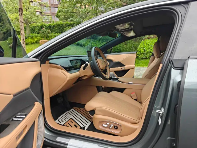 Toyota BoZhi 7 — Фото автомобиля 9