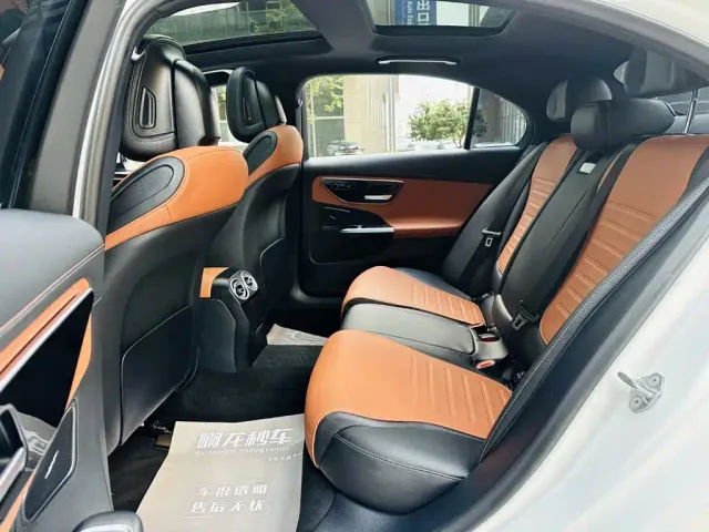 Mercedes-Benz C-Class — Фото автомобиля 12