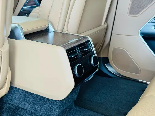 Land Rover Range Rover — Фото автомобиля 14