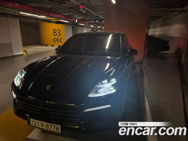 Фотография автомобиля — Porsche Cayenne PO536