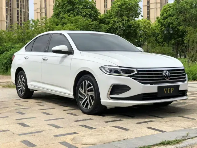 Фотография автомобиля — Volkswagen Lavida