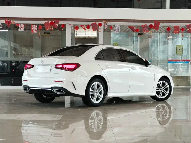 Mercedes-Benz A-Class — Фото автомобиля 6