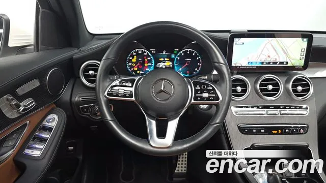 Mercedes-Benz GLC-Class GLC-класс X253 GLC300 4MATIC Купе — Фото автомобиля 11