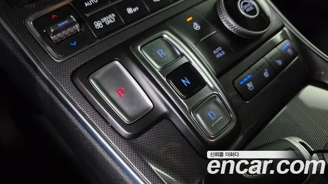 Hyundai Santa Fe — Фото автомобиля 12