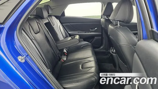 Hyundai Avante CN7 — Фото автомобиля 18