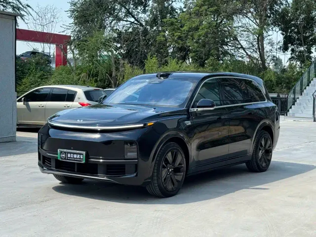 Фотография автомобиля — Li Auto L9