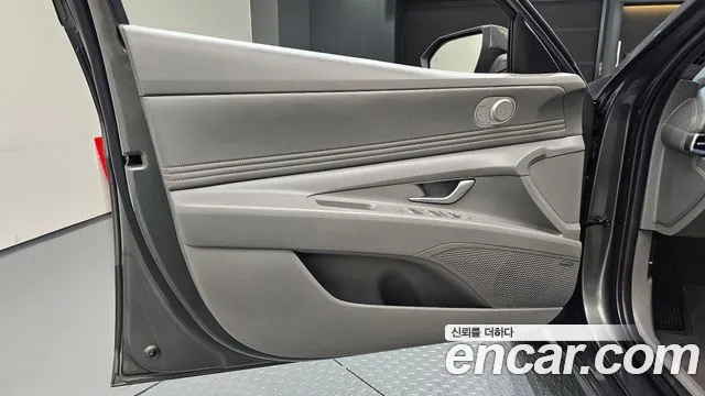 Hyundai AVANTE Avante (CN7) — Фото автомобиля 23