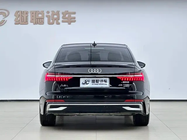 Audi A6L — Фото автомобиля 4