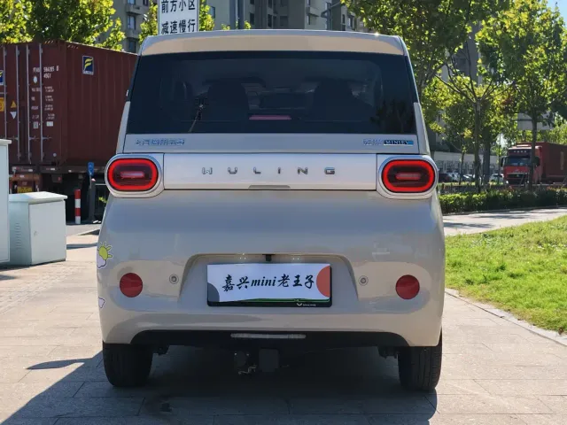 Wuling Hongguang Mini EV — Фото автомобиля 5