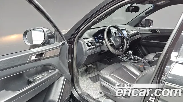 KG_Mobility_Ssangyong Rexton Новый Rexton Sport Дизель 2.2 4WD — Фото автомобиля 11