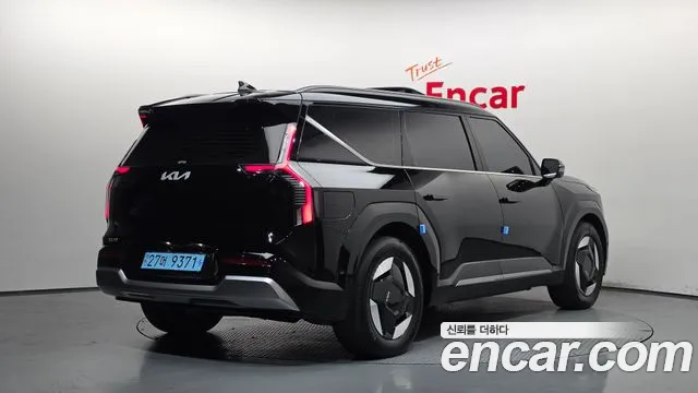 Kia EV9 — Фото автомобиля 2
