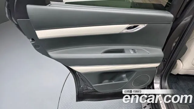 Genesis GV80 — Фото автомобиля 13