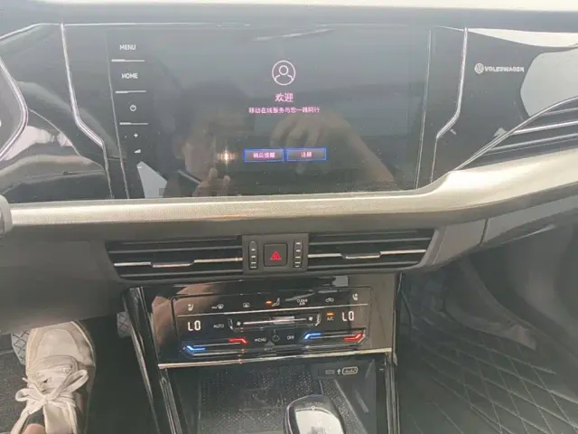 Volkswagen Passat 2023 330TSI Starlight Premium Edition — Фото автомобиля 12