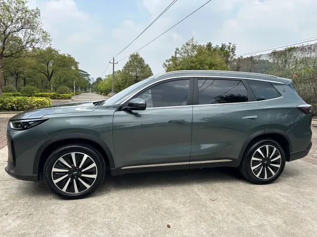 Chery Fengyun T8 — Фото автомобиля 5