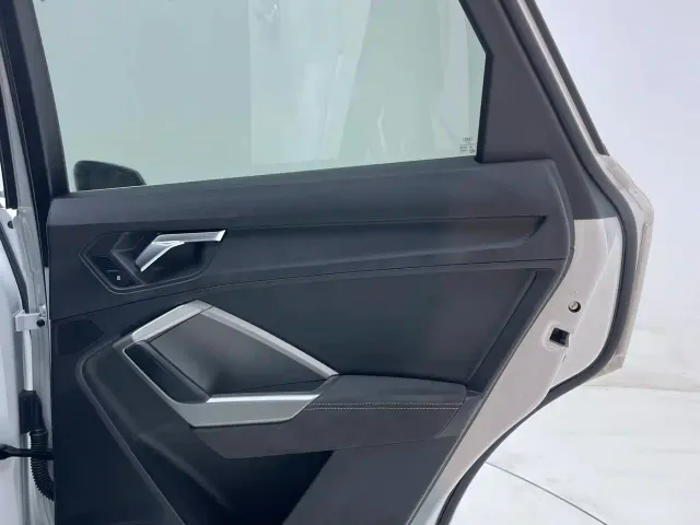 Audi Q3 — Фото автомобиля 9