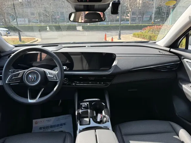 Buick Envision S — Фото автомобиля 7