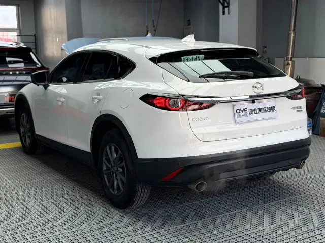 Mazda CX-4 — Фото автомобиля 4