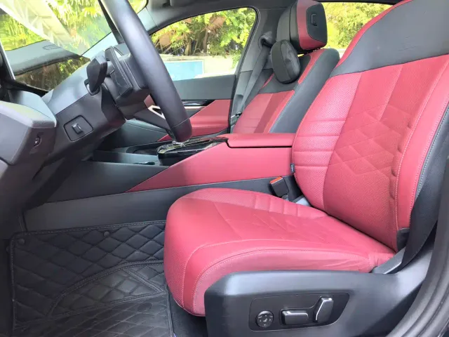 BMW 5 Series — Фото автомобиля 9