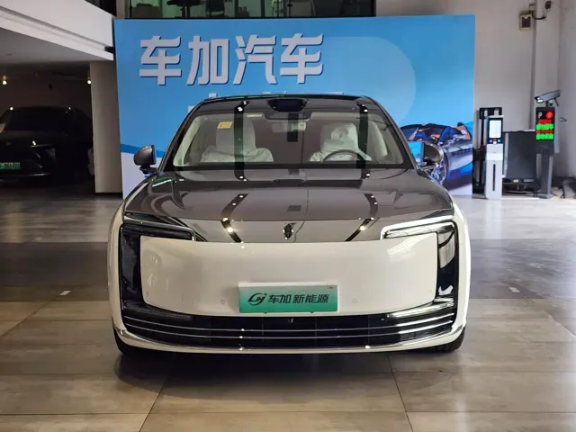 Maextro S800 — Фото автомобиля 2