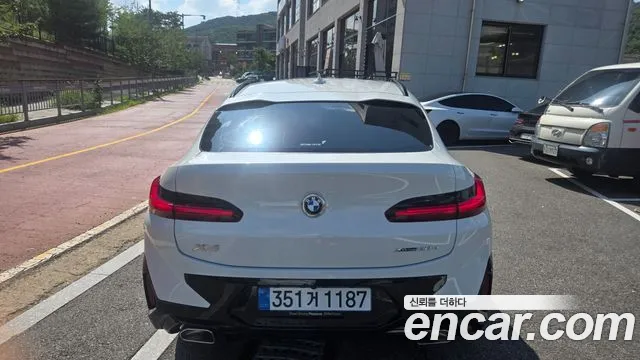BMW X4 xDrive20d M Sport — Фото автомобиля 4