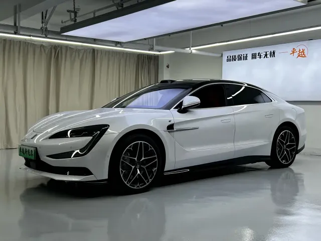 Фотография автомобиля — BYD U7