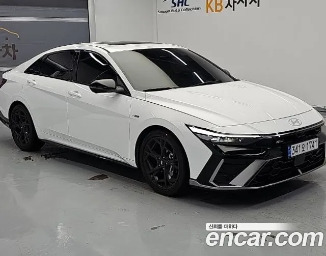 Hyundai Avante CN7 — Фото автомобиля 4