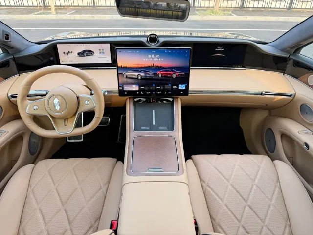Stelato S9 — Фото автомобиля 12