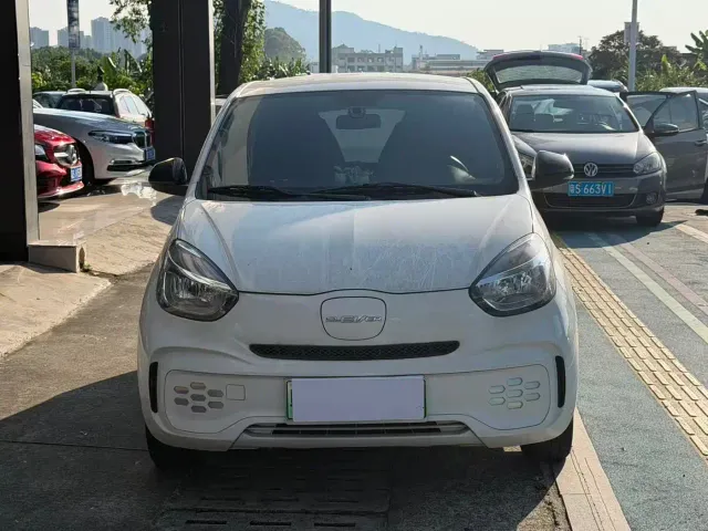 Roewe Clever — Фото автомобиля 2