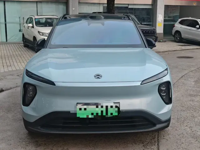 Nio ES6 — Фото автомобиля 2