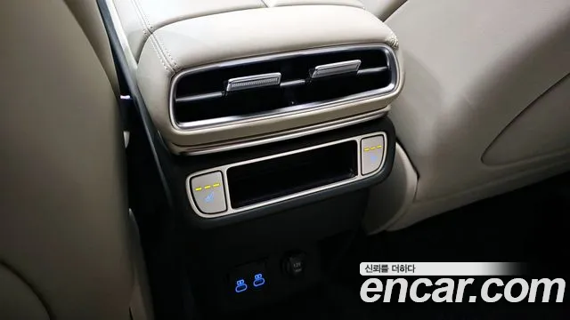 Genesis GV80 2.5T Бензин 2WD — Фото автомобиля 18