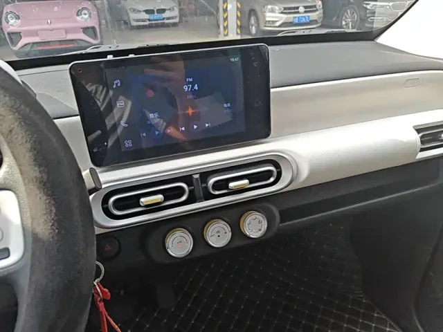 Wuling Motors Hongguang MINIEV 2024 3rd Gen 215km Advanced — Фото автомобиля 12