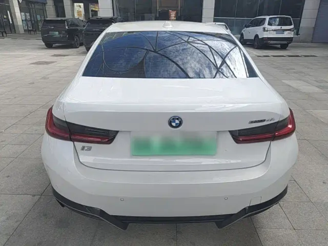 BMW i3 — Фото автомобиля 3
