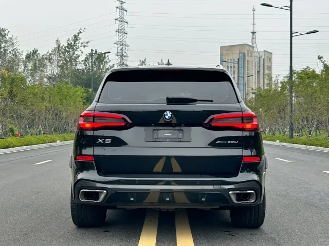 BMW X5 — Фото автомобиля 23