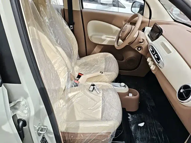Wuling Hongguang Mini EV — Фото автомобиля 24
