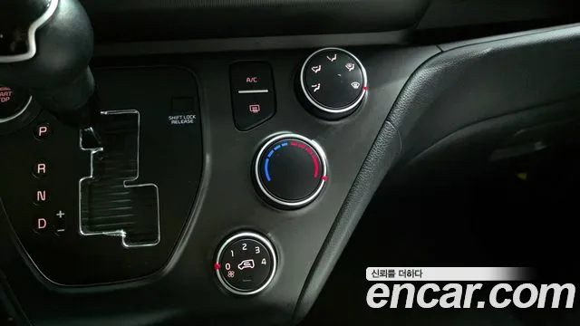 Kia RAY Новый Kia Ray Prestige — Фото автомобиля 16