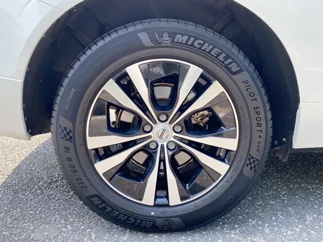 Volvo XC60 — Фото автомобиля 19