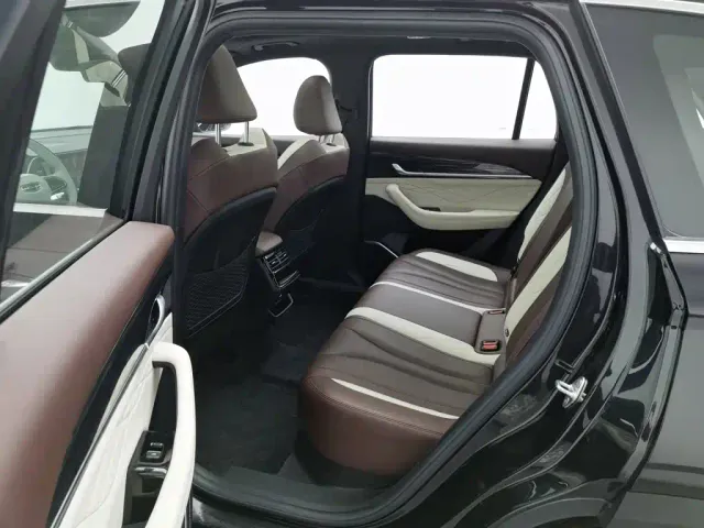 Geely Xingyue L — Фото автомобиля 15