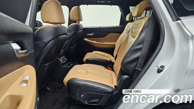 Hyundai Santa Fe Santa Fe (New) — Фото автомобиля 18