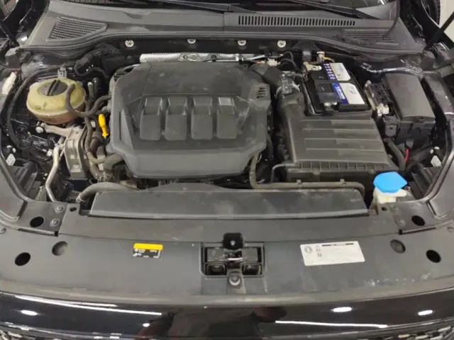 Volkswagen Passat — Фото автомобиля 10