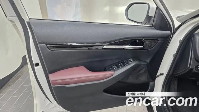 Kia Seltos Seltos Бензин 1.6 турбо 2WD — Фото автомобиля 24