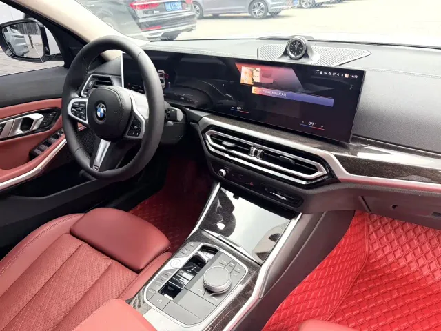 BMW 3 Series — Фото автомобиля 13