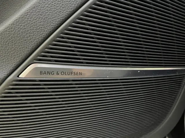 Audi Q7 — Фото автомобиля 13