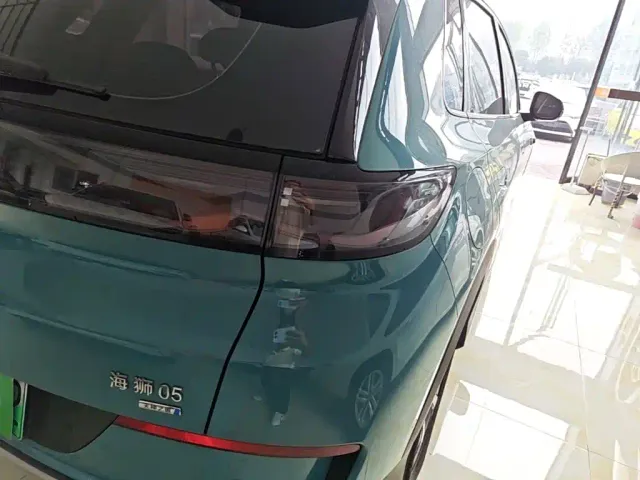 BYD Sealion 05 EV — Фото автомобиля 7